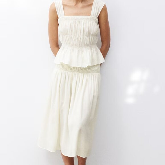 H&M Smocked-waist Crêpe Skirt Size XS Color White - Picture 1 of 5